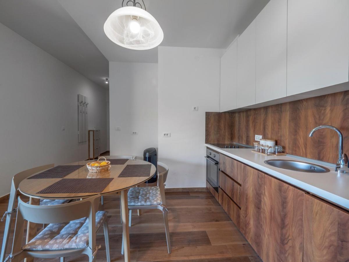 Apartments Garden Azure บุดวา ภายนอก รูปภาพ